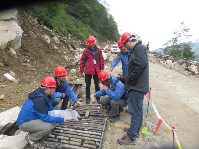余正良副院长赴西藏樟木口岸检查地质灾害防治工程一期勘查设计项目
